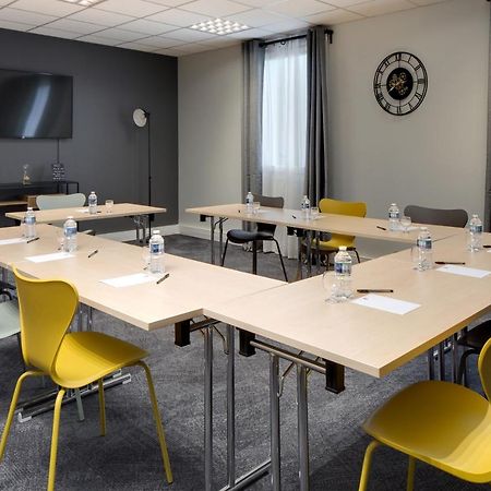 Ibis Budget Clermont Ferrand Nord Riom Exterior foto