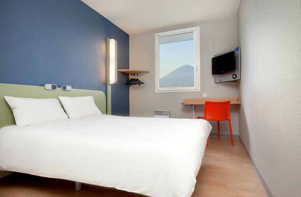 Ibis Budget Clermont Ferrand Nord Riom Zimmer foto