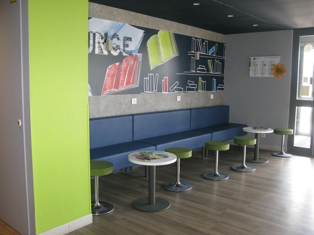 Ibis Budget Clermont Ferrand Nord Riom Exterior foto