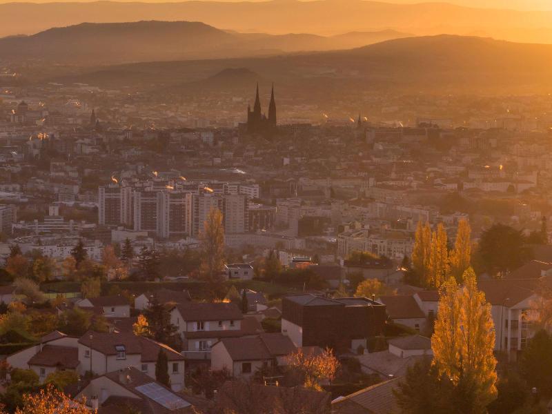 Ibis Budget Clermont Ferrand Nord Riom Exterior foto