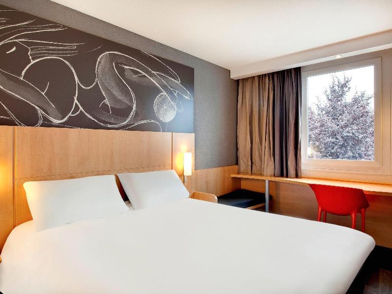 Ibis Budget Clermont Ferrand Nord Riom Exterior foto